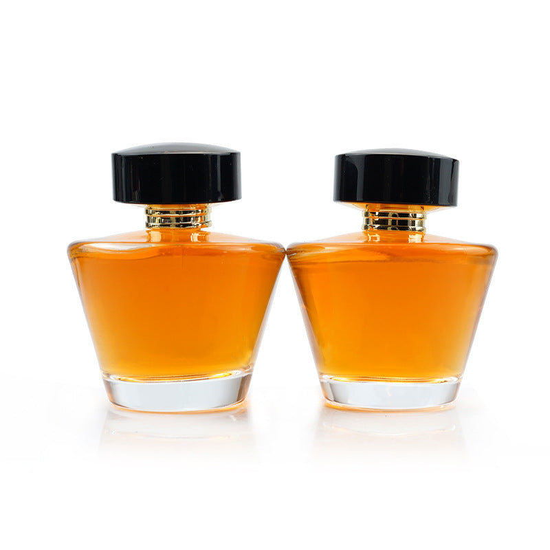 Cone-Shaped Glass Perfume Bottle – 30ml, 50ml, 100ml with Black Cap