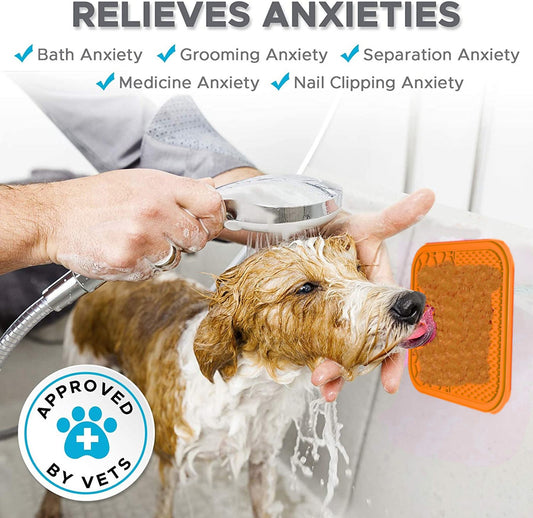 Silicone lick pad for dogs