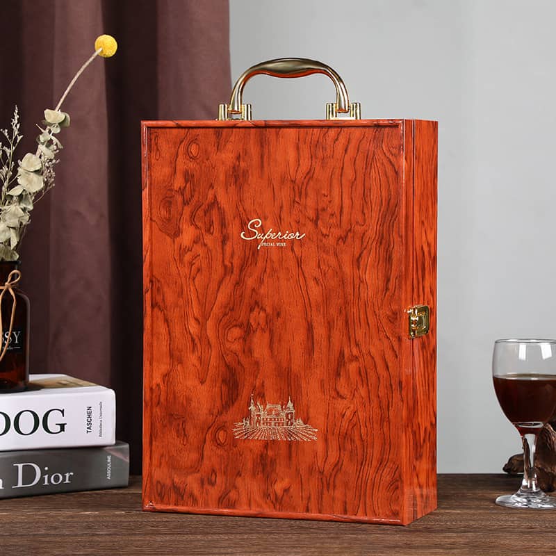 Cosource luxury lacquered wooden wine box with golden handle and latch for elegant alcohol bottle packaging