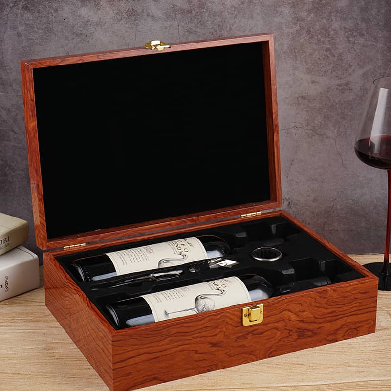 Cosource luxury lacquered wooden wine box with two wine bottles and black interior tray